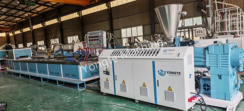 4-hulroms produksjonslinje for resirkulert plastprofil for Jordan