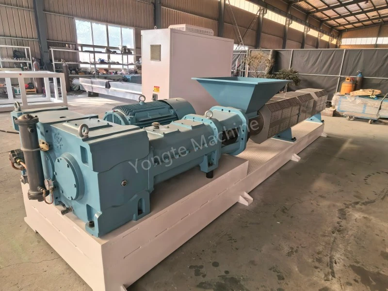 Ekstruderingsmaskin for plastresirkulering