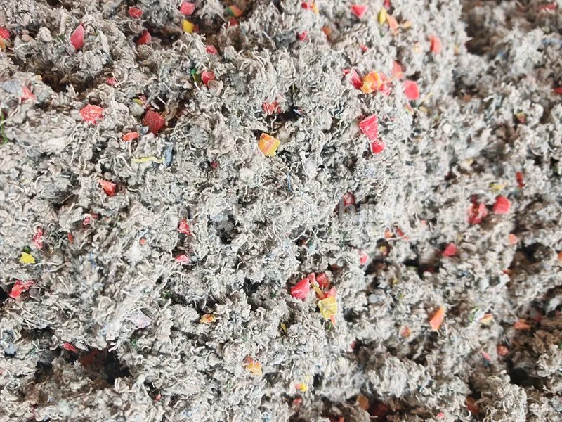 Resirkulering av avfallsklær og plastkomposittmaskin