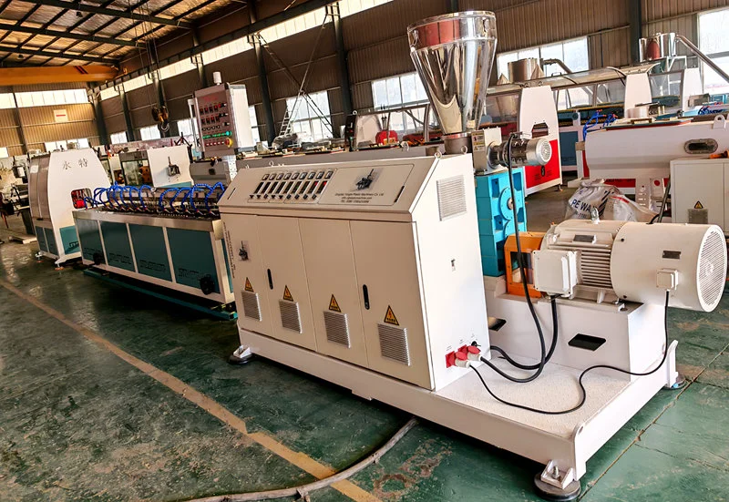 Gummi Soaker Slange Making Machine